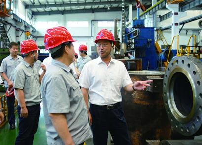 推动上海制造业转型升级 打造国际高端智造中心