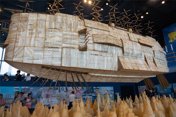 《天空之城》巨大飞船漂浮在环球金融中心！吉卜力大展在沪开幕