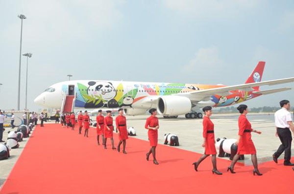 助飞“熊猫之路” 川航引进首架空客A350飞机