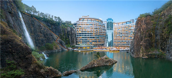 上海佘山世茂洲际酒店开幕 为全球首个建造在石坑内的豪华酒店