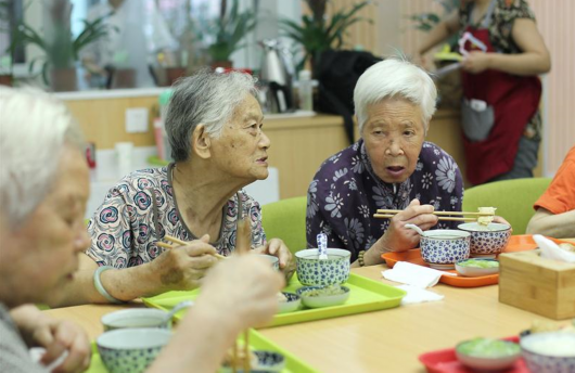 今年上海将新增7000张养老床位 分布在哪里?